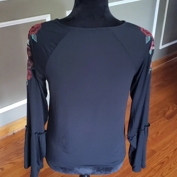 AEO Embroidered Wrap Top - Picture 8 of 9